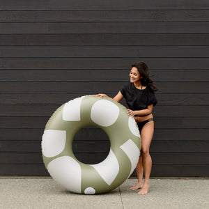 PLAYFUL OVERSIZED POOL TUBE- OLIVE